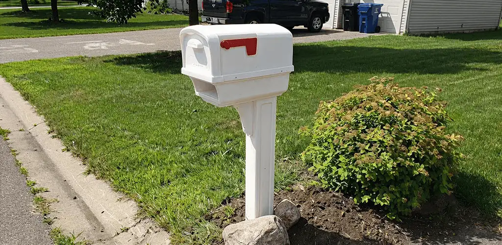 Mailbox installation for a residential curbside mailbox in Dallas, TX